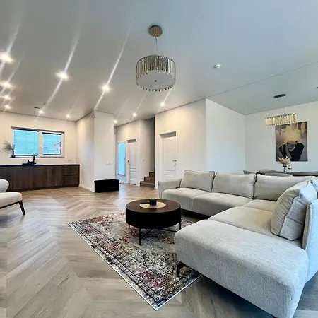 House Apartment *